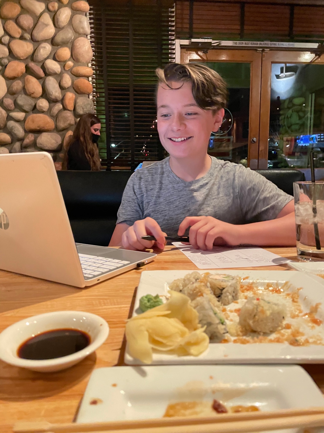 Sushi & screens
